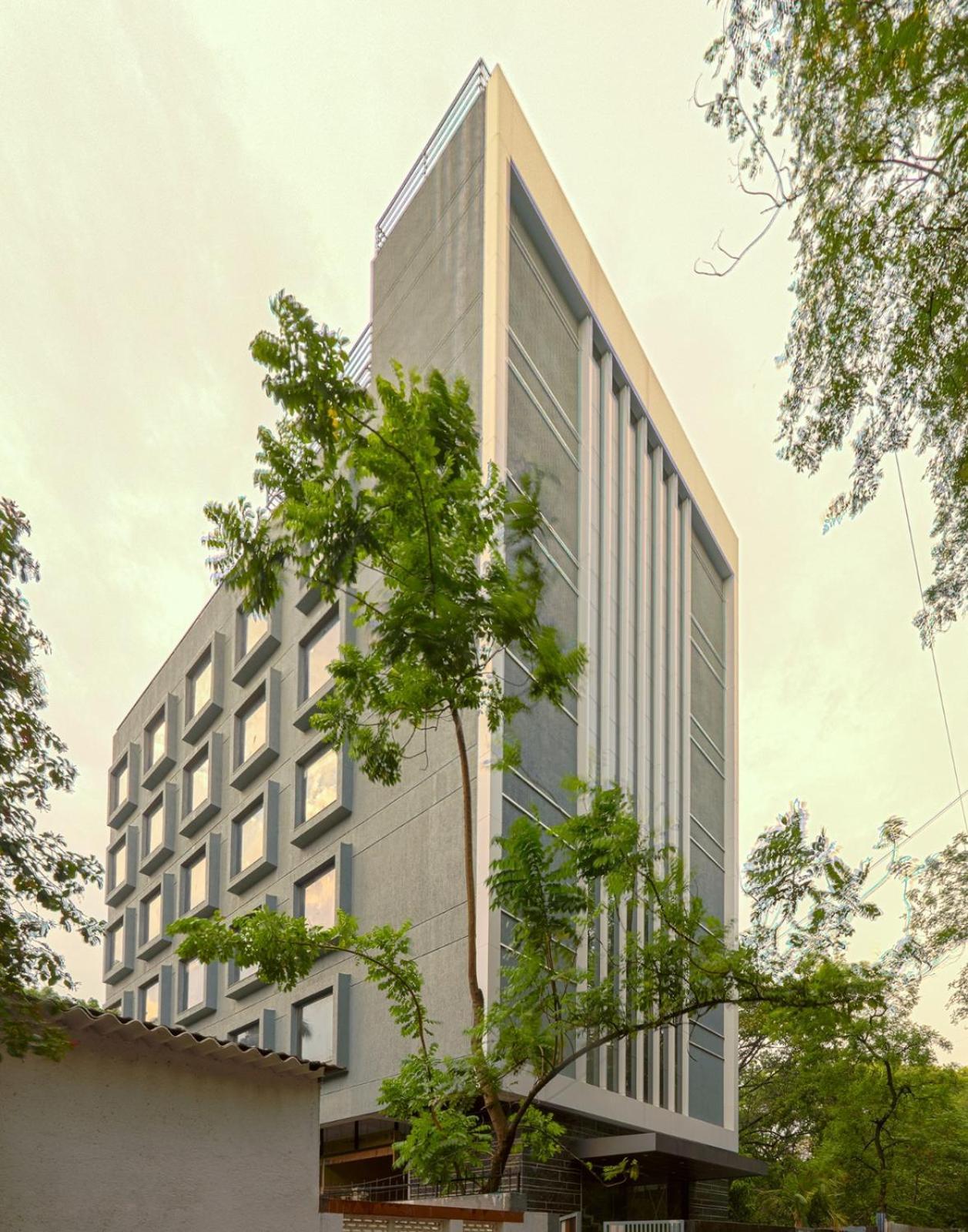 Magnus Nexstar Suites Kalyani Nagar Pune Esterno foto