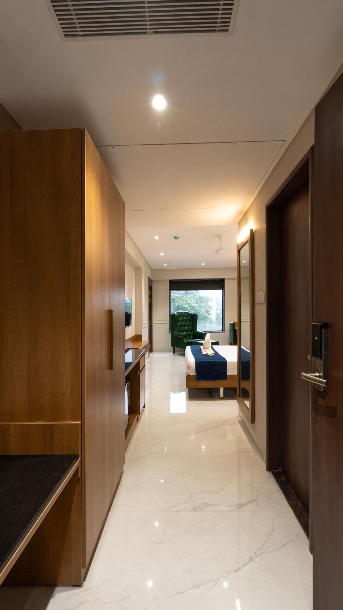 Magnus Nexstar Suites Kalyani Nagar Pune Esterno foto
